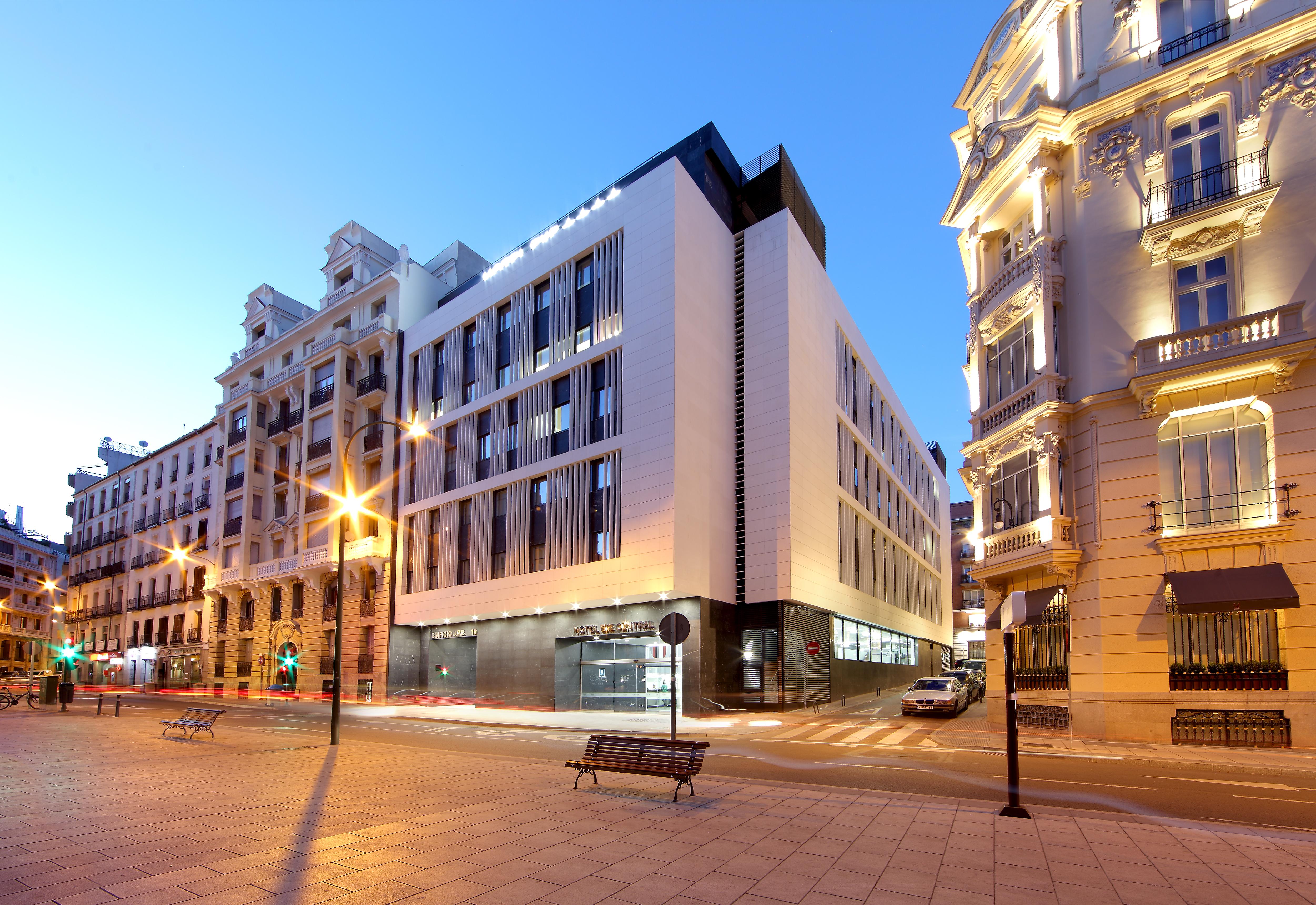 Eurostars Central Мадрид Екстериор снимка